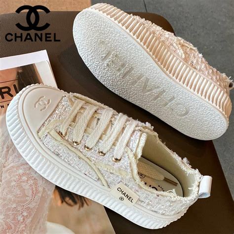 tênis da chanel feminino|Chanel shoes.